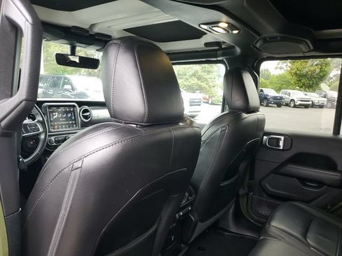 Used 2021 Jeep Wrangler Unlimited Sahara AWD/4WD image 10