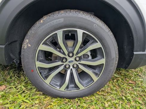 New 2026 Ford Explorer Active w/ Active Comfort Package image 24