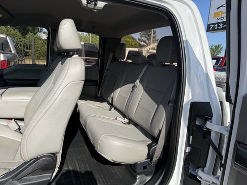 Used 2015 Ford F150 XL w/ Equipment Group 101A Mid RWD image 12