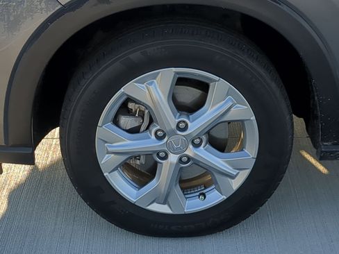 Used 2025 Honda HR-V LX image 11