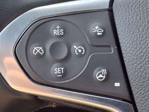 Used 2023 Chevrolet Traverse Premier w/ LPO, Floor Liner Package AWD/4WD image 23