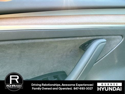 Used 2022 Tesla Model 3 image 11