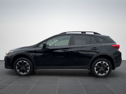 Used 2022 Subaru Crosstrek 2.0i image 3