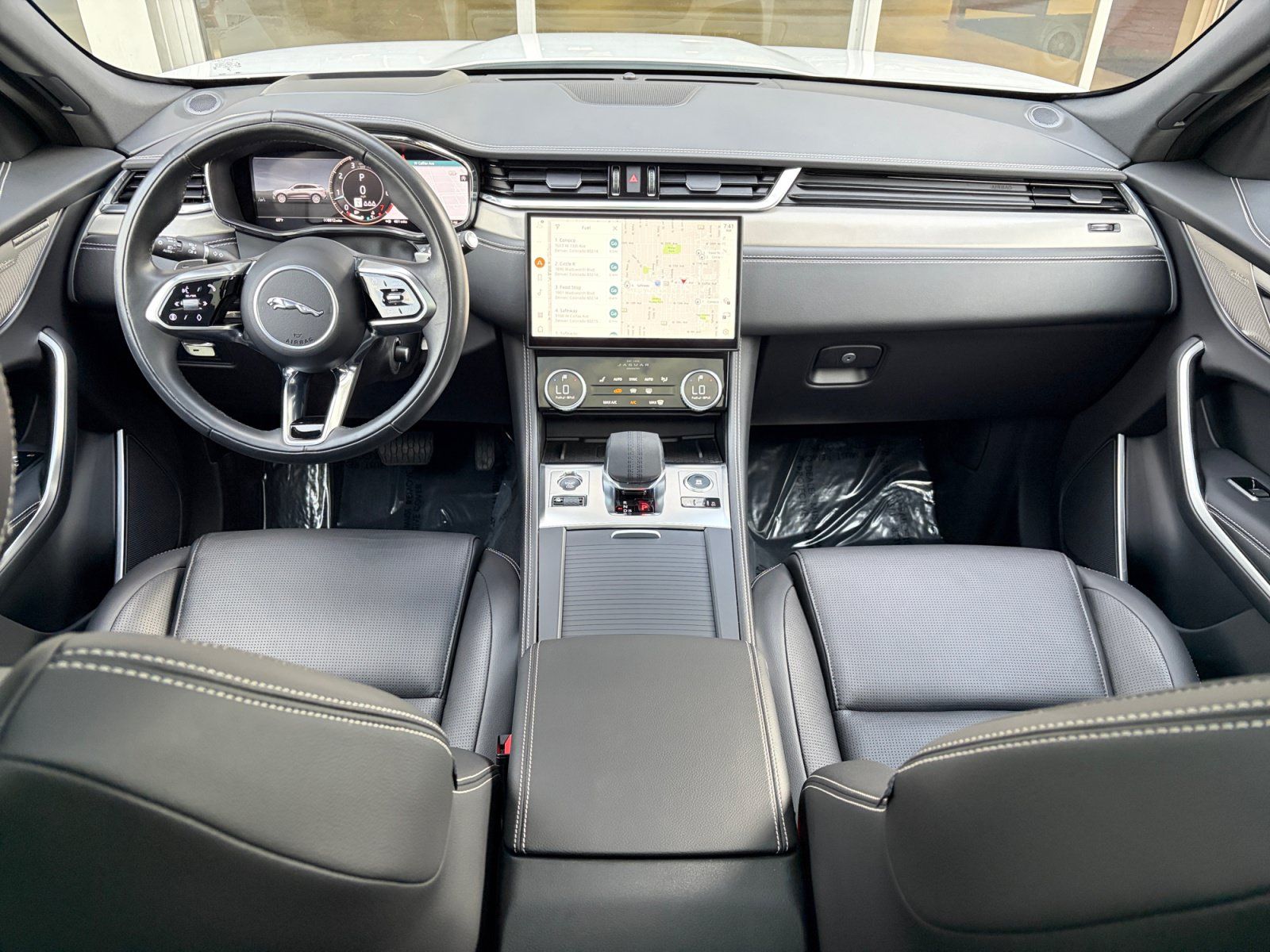 Used 2026 Jaguar F-PACE R-Dynamic S AWD/4WD image 19