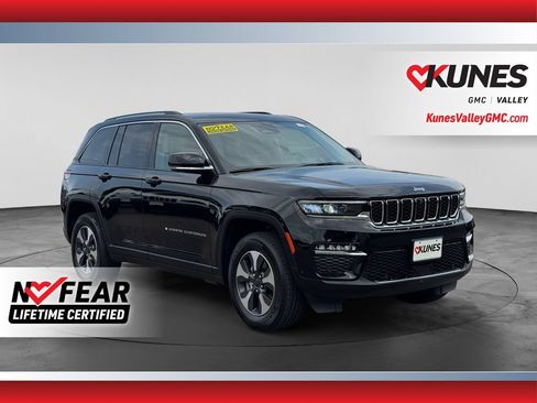 Used 2022 Jeep Grand Cherokee Limited 4xe w/ Luxury Tech Group II AWD/4WD image 1