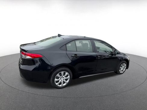 Used 2025 Toyota Corolla LE image 15