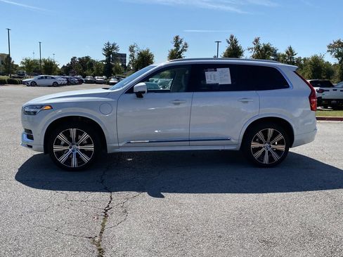 Used 2023 Volvo XC90 T8 Plus w/ Protection Package Premier image 4