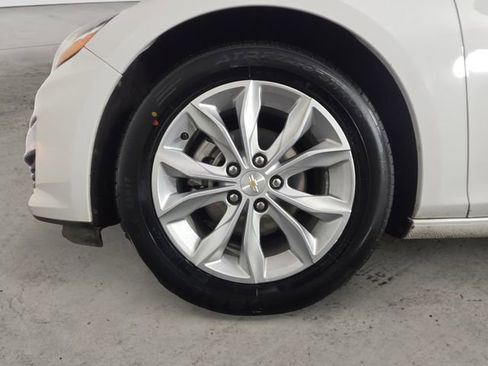 Used 2024 Chevrolet Malibu LT image 14