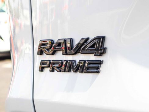 Used 2024 Toyota RAV4 XSE w/ Weather Package AWD/4WD image 13