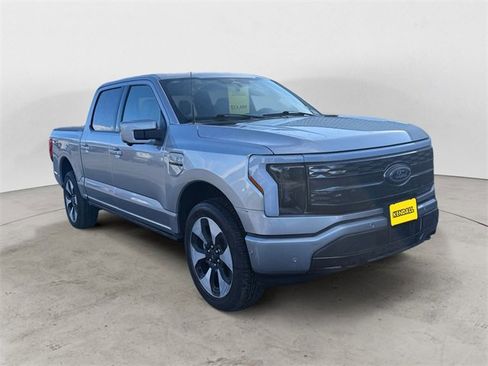 Certified 2023 Ford F150 Lightning Platinum image 7