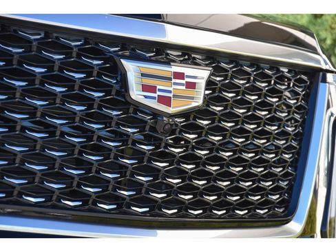 New 2026 Cadillac Escalade ESV Luxury w/ Touring Package image 11