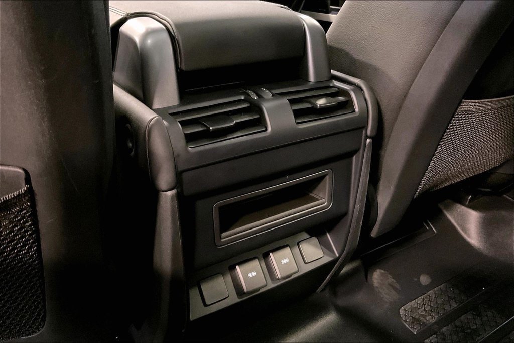 Certified 2024 Land Rover Defender 110 S AWD/4WD image 11