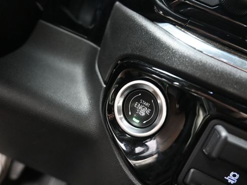 Used 2024 Chevrolet Silverado 2500 LT image 12