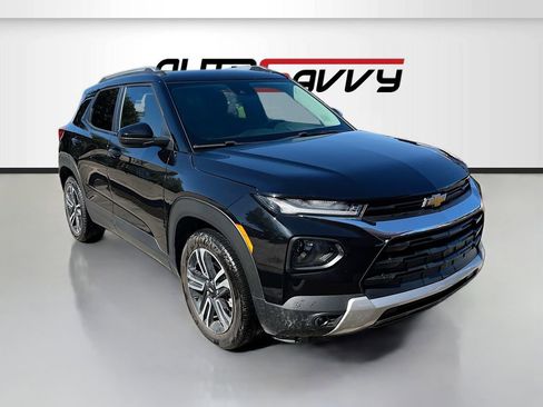 Used 2023 Chevrolet TrailBlazer LT image 1
