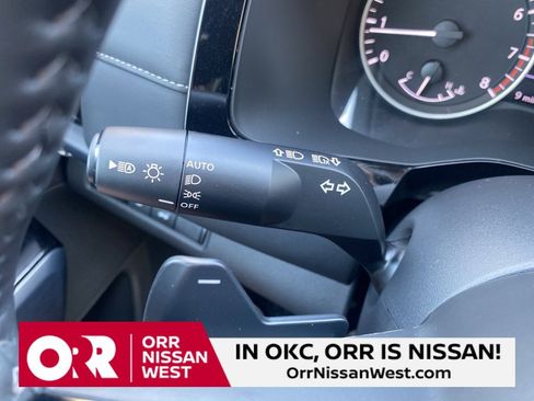 New 2025 Nissan Pathfinder SL w/ SL Premium Package image 29