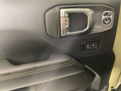 New 2025 Jeep Wrangler Unlimited Rubicon 392 image 16