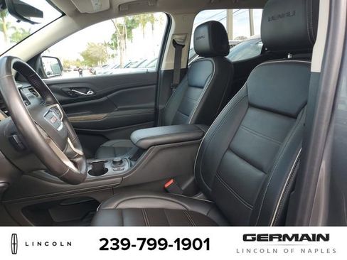 Used 2021 GMC Acadia Denali w/ Denali Ultimate Package AWD/4WD image 19