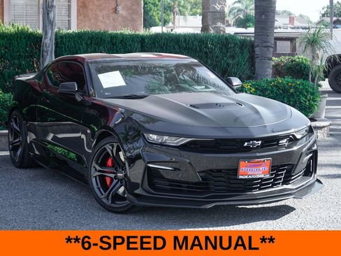 Used 2023 Chevrolet Camaro SS RWD image 2
