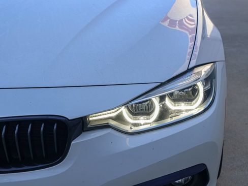 Used 2018 BMW 340i Sedan w/ Premium Package RWD image 10