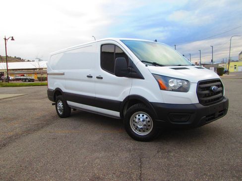 Used 2020 Ford Transit 150 Low Roof AWD image 3