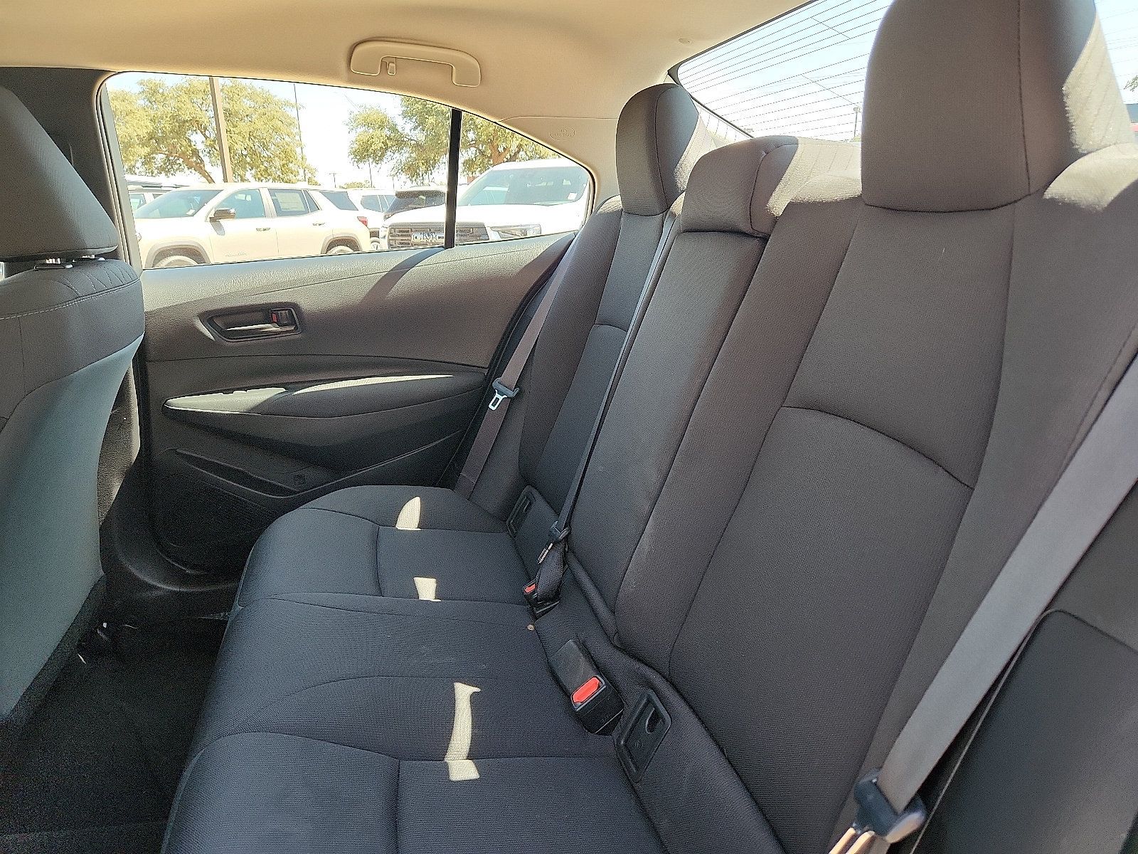 Used 2026 Toyota Corolla LE FWD image 12
