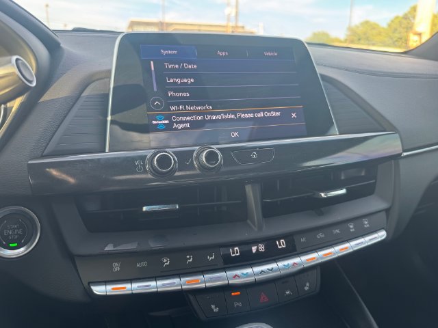 Used 2023 Cadillac CT4 Luxury w/ Sun And Sound Package RWD image 16