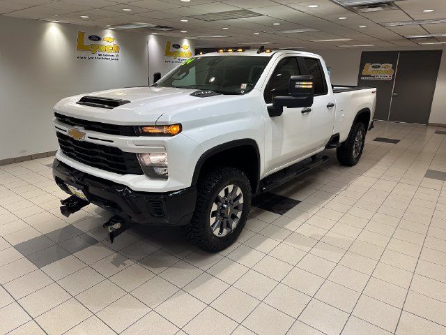 Used 2024 Chevrolet Silverado 2500 Custom w/ Custom Value Package AWD/4WD image 2