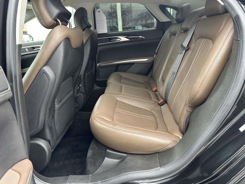 Used 2013 Lincoln MKZ image 25