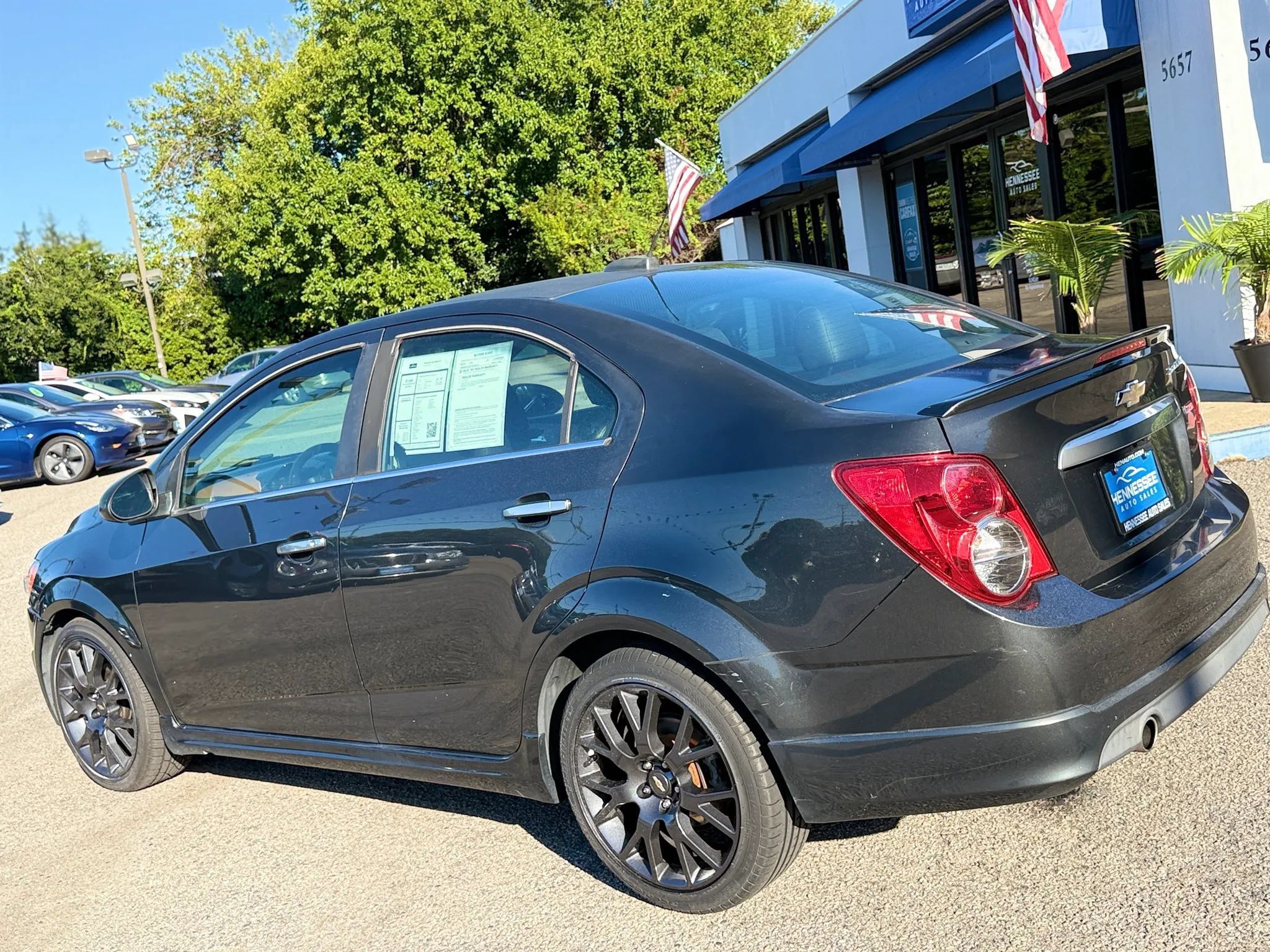Used 2015 Chevrolet Sonic LTZ w/ Dusk Package FWD image 12