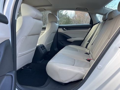 Used 2018 Honda Accord EX-L image 5