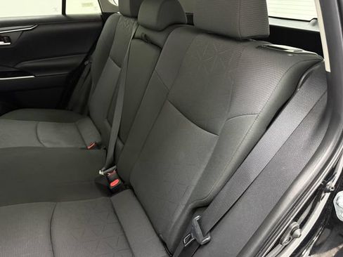 Used 2025 Toyota RAV4 XLE AWD/4WD image 34