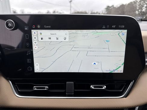 New 2025 Chevrolet Equinox ACTIV w/ Safety and Technology Package image 26