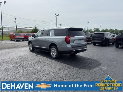 Used 2025 GMC Yukon XL Denali AWD/4WD image 4