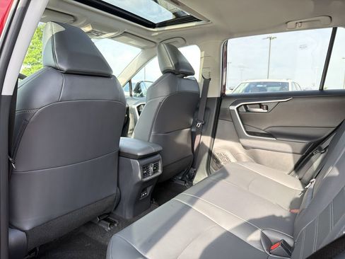 Used 2025 Toyota RAV4 XLE Premium w/ Weather Package FWD image 9