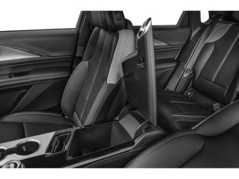 Used 2025 Cadillac Lyriq Luxury w/ LPO, Floor Liner Package AWD/4WD image 15