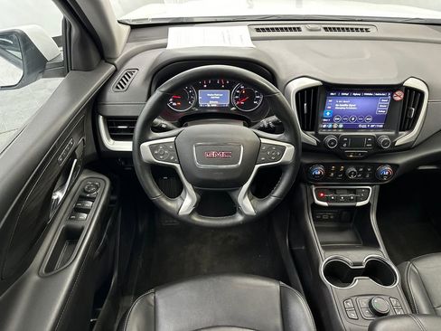 Used 2024 GMC Terrain SLT FWD image 25