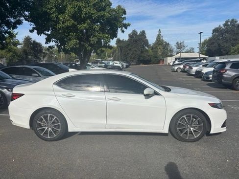 Used 2016 Acura TLX V6 FWD image 3