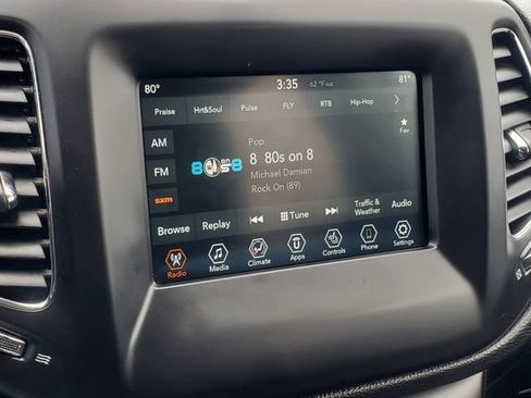 Used 2018 Jeep Compass Latitude w/ Popular Equipment Group AWD/4WD image 18