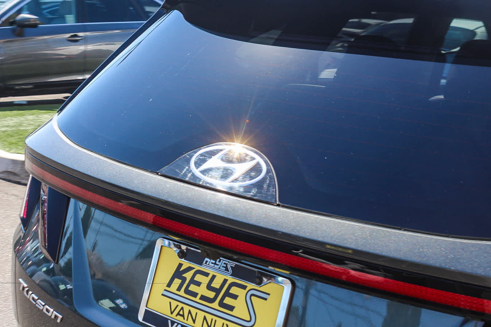 Certified 2023 Hyundai Tucson Limited AWD/4WD image 9