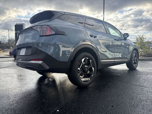 New 2026 Kia Sportage S image 4