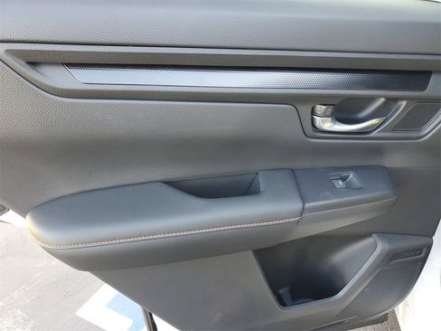 Used 2025 Honda CR-V Sport-L image 18