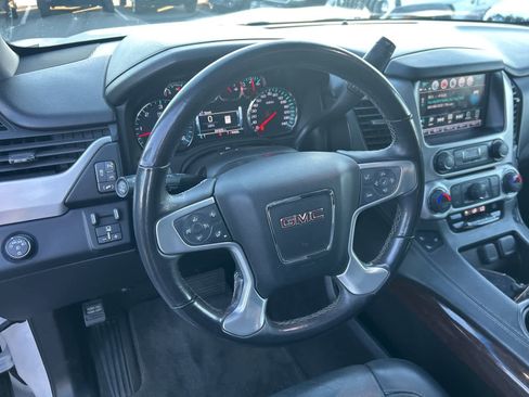Used 2018 GMC Yukon SLT w/ Open Road Package image 40