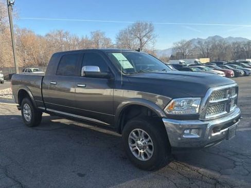 Used 2018 RAM 2500 Laramie w/ Convenience Group image 7