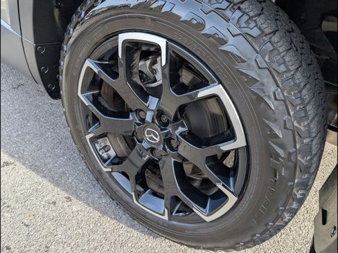 Used 2024 MAZDA CX-50 Meridian Edition w/ Apex Package image 21