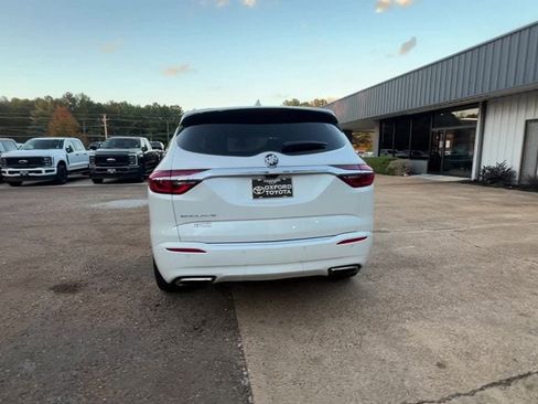 Used 2021 Buick Enclave Avenir w/ Avenir Technology Package image 5