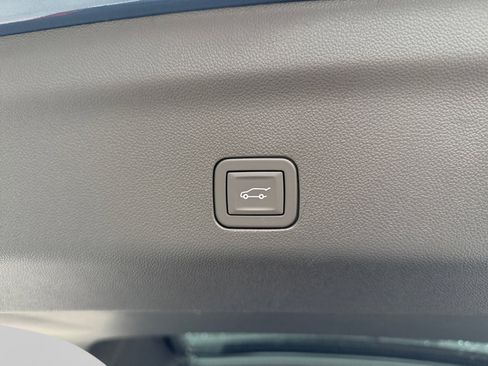 New 2026 GMC Yukon XL Denali w/ Sun & Power Step Package image 10