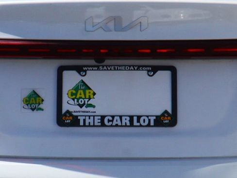 Used 2023 Kia Forte LXS w/ LXS Technology Package image 21