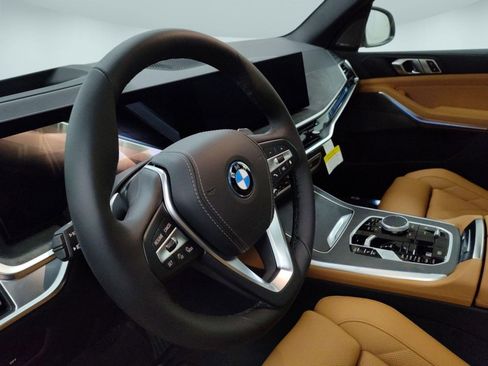New 2026 BMW X5 xDrive50e w/ Premium Package image 18