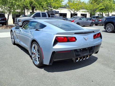 Used 2017 Chevrolet Corvette Stingray Coupe RWD image 6