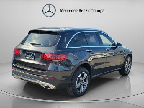 Certified 2022 Mercedes-Benz GLC 300 image 3